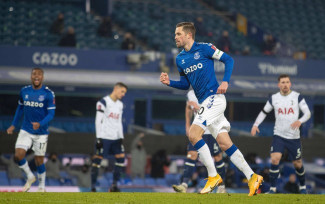 其质量约为 其质量约为