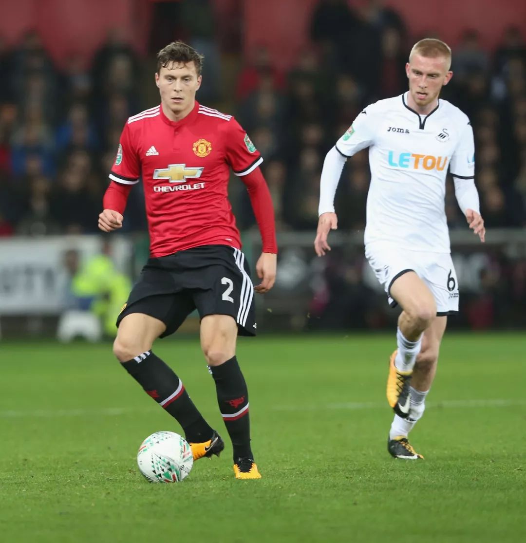 中国队中场 中国队中场